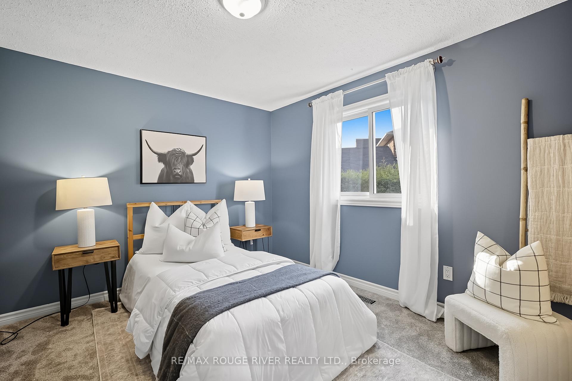 Photo 16 of 7 Vincent Court, Clarington, Newcastle — HOMEH
