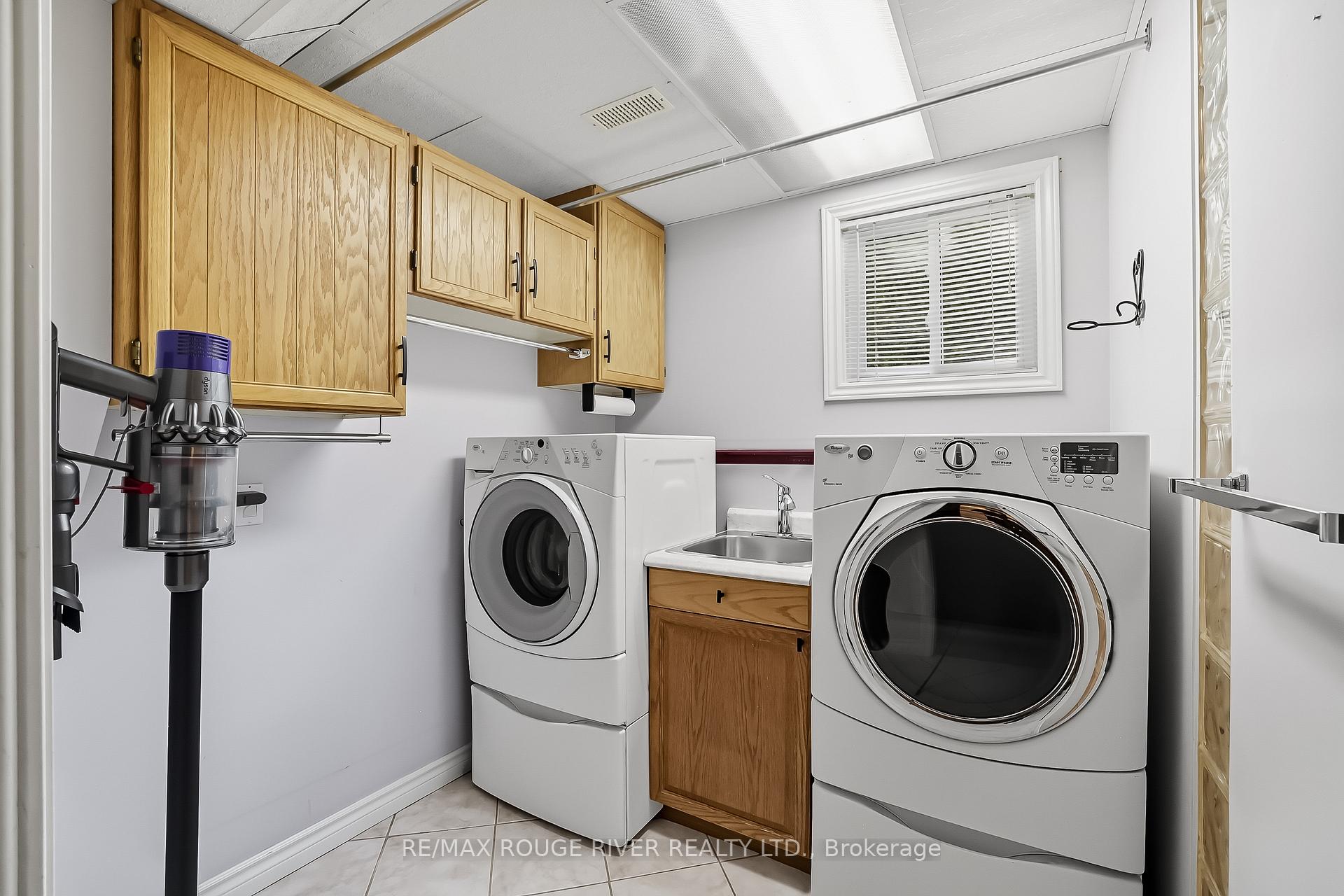 Photo 23 of 7 Vincent Court, Clarington, Newcastle — HOMEH