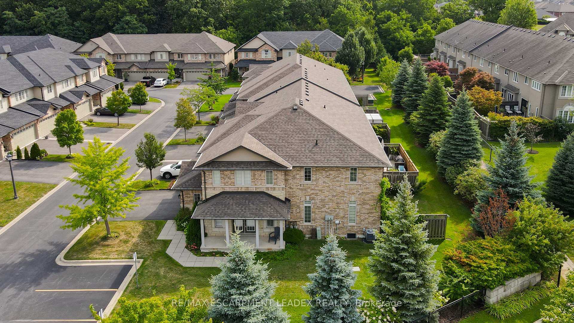 Photo 24 of Unit 30, 441 Stonehenge Drive, Hamilton, Ancaster — HOMEH