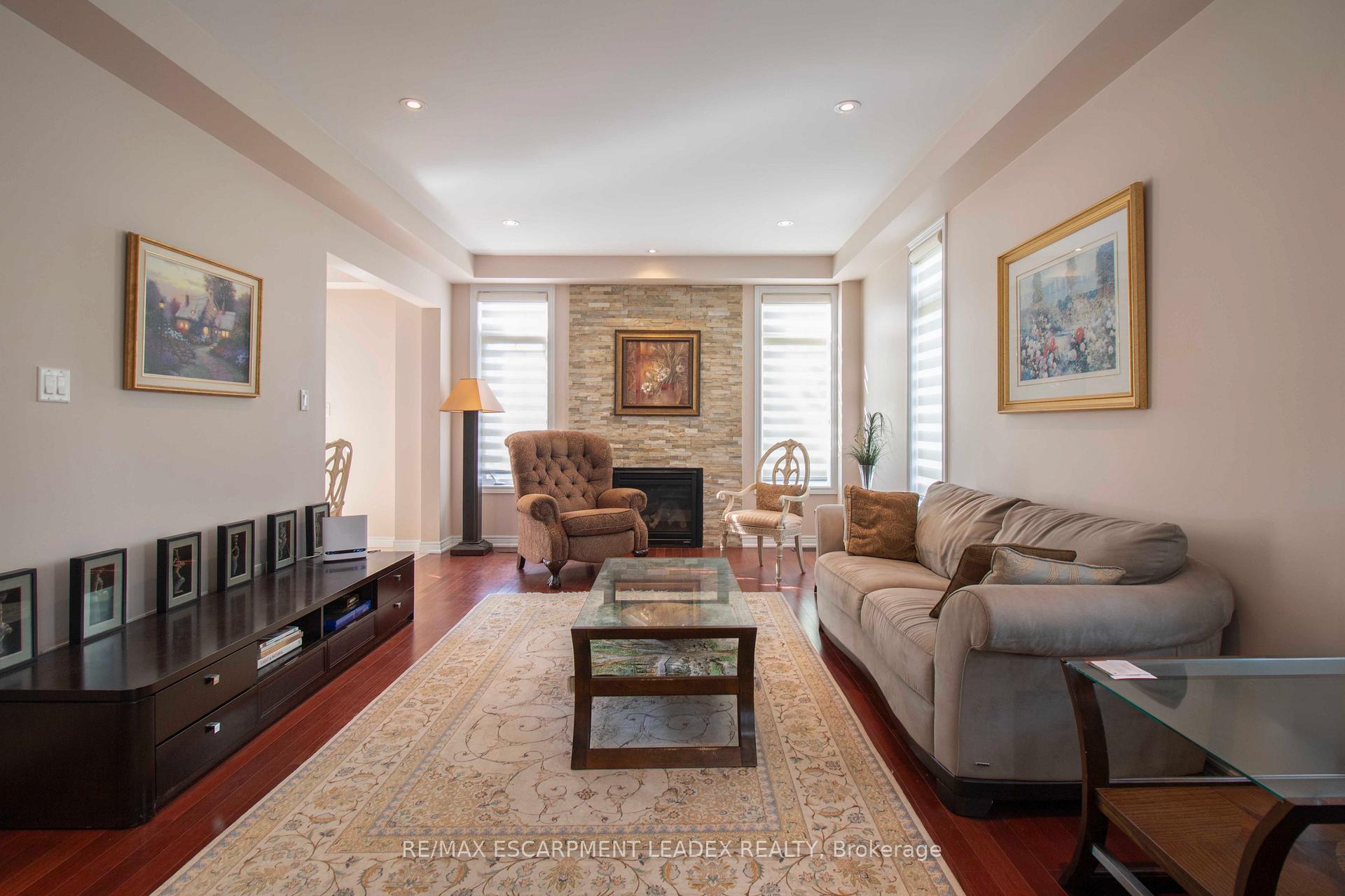 Photo 10 of Unit 30, 441 Stonehenge Drive, Hamilton, Ancaster — HOMEH