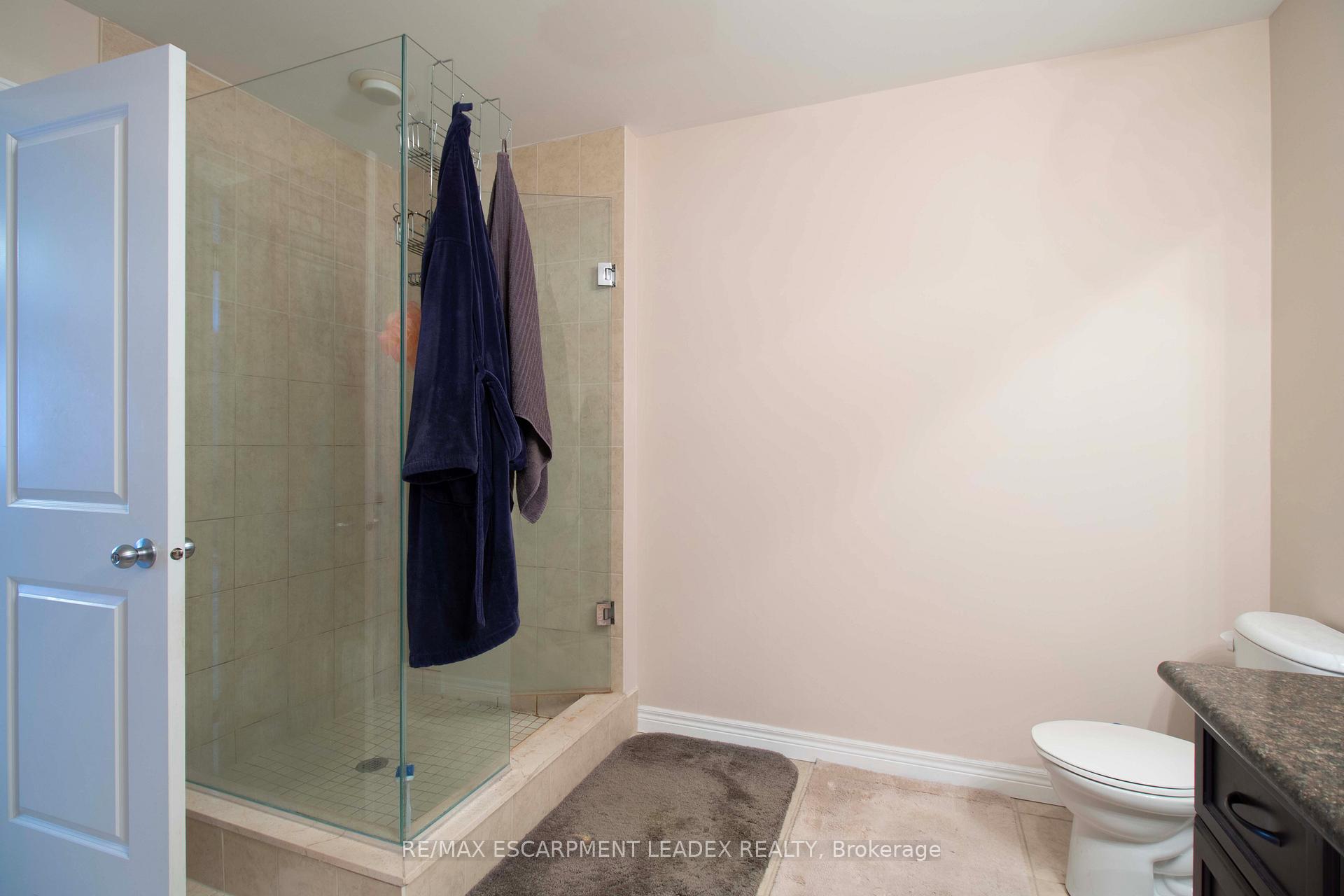 Photo 22 of Unit 30, 441 Stonehenge Drive, Hamilton, Ancaster — HOMEH