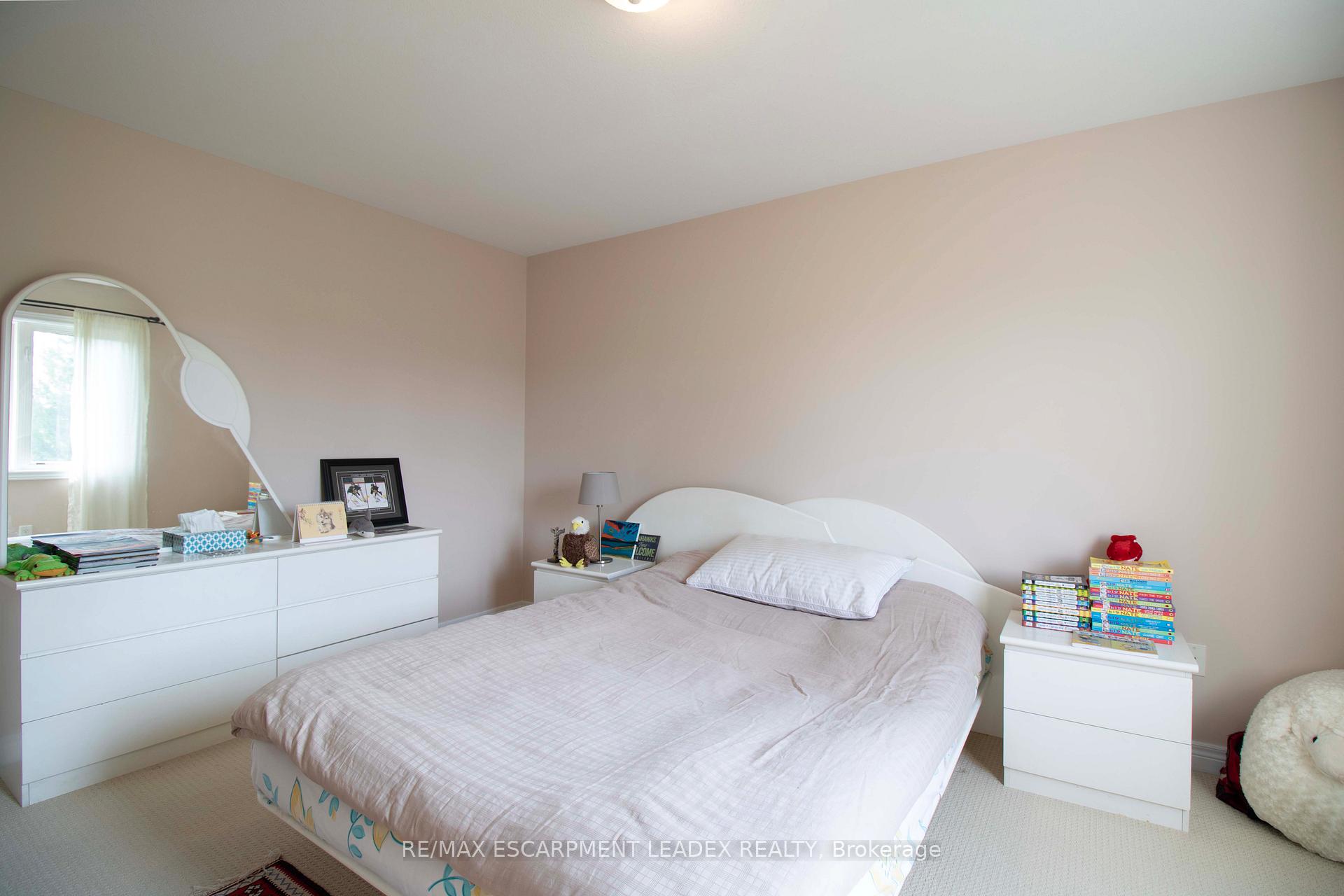 Photo 20 of Unit 30, 441 Stonehenge Drive, Hamilton, Ancaster — HOMEH