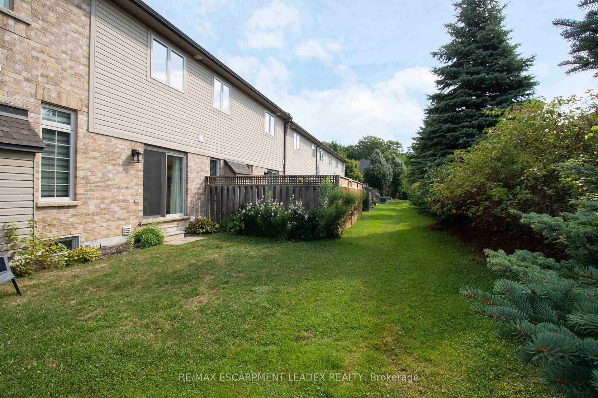 Photo 44 of Unit 30, 441 Stonehenge Drive, Hamilton, Ancaster — HOMEH