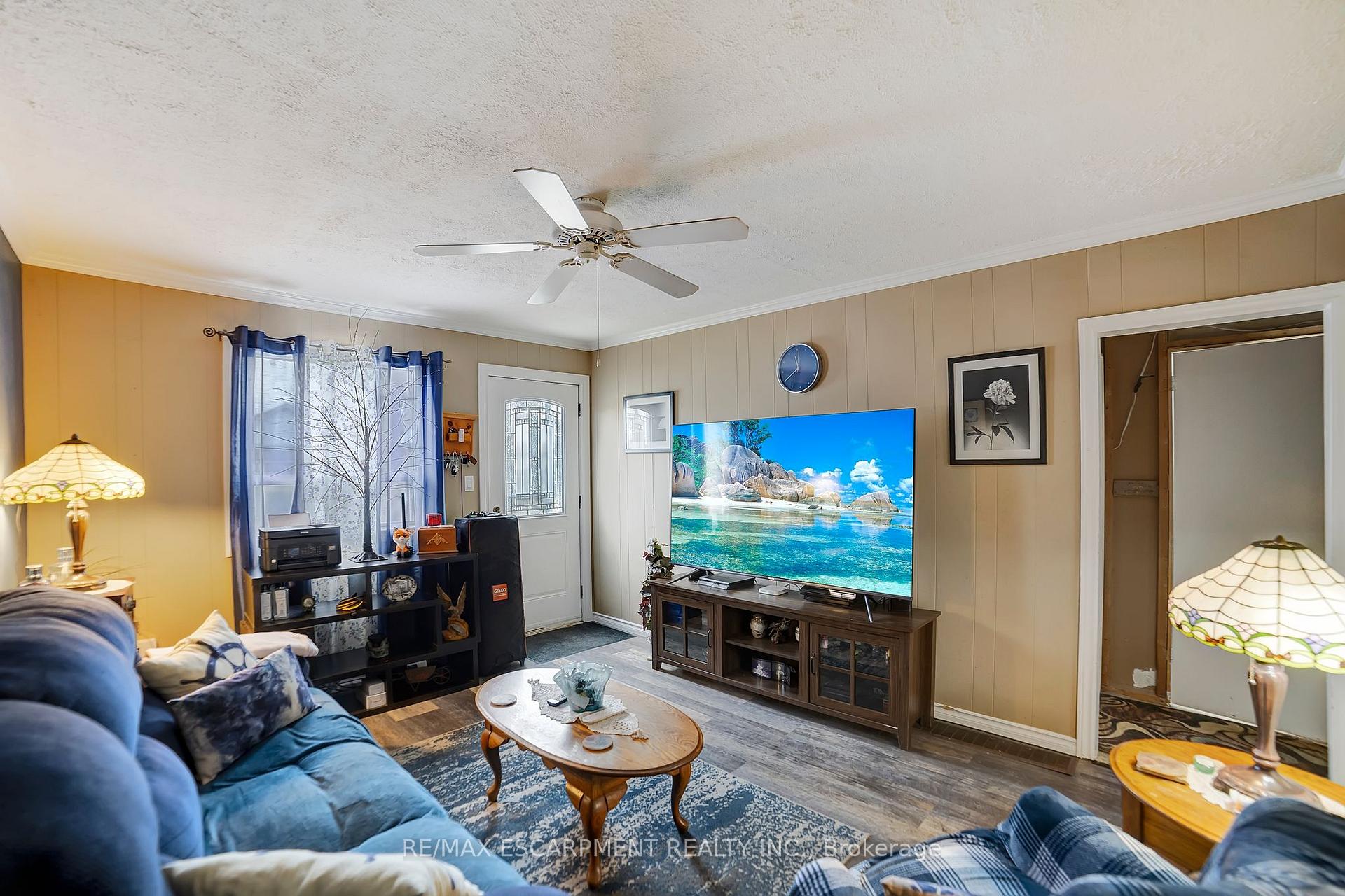Photo 5 of 426 Waverly Street, Hamilton, McQuesten — HOMEH