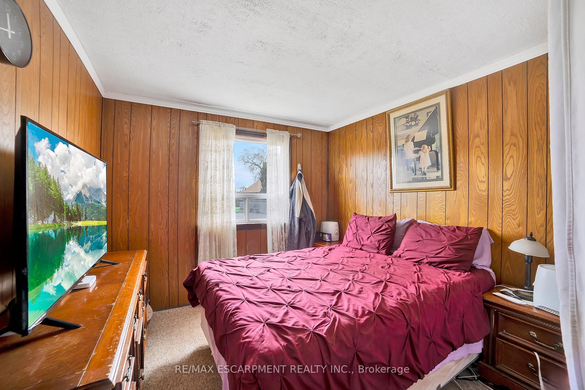 Photo 6 of 426 Waverly Street, Hamilton, McQuesten — HOMEH