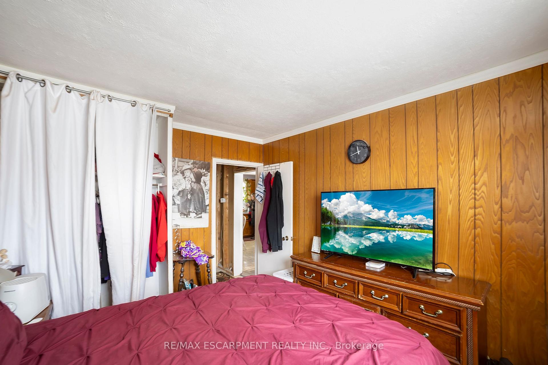 Photo 15 of 426 Waverly Street, Hamilton, McQuesten — HOMEH