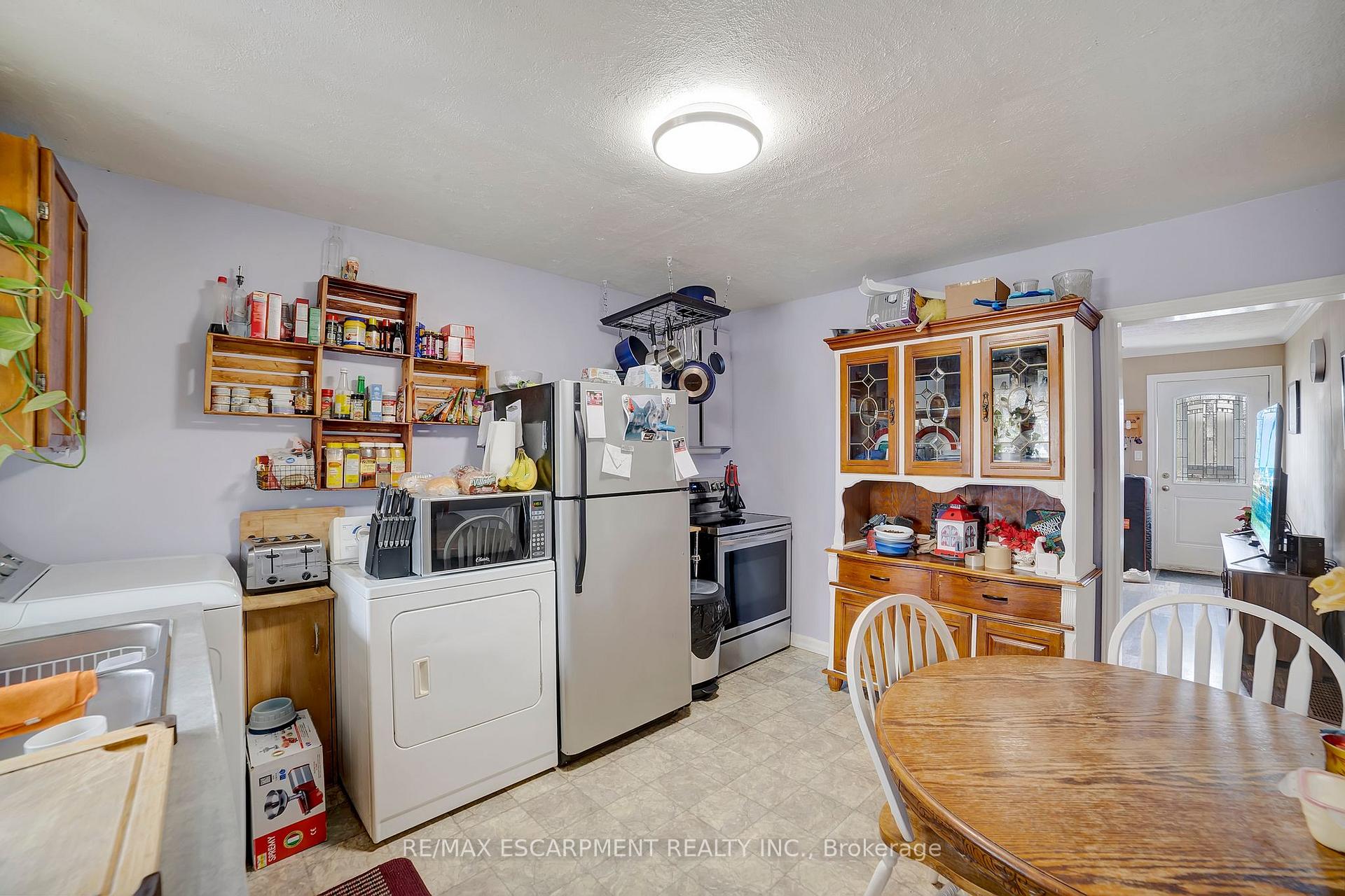 Photo 12 of 426 Waverly Street, Hamilton, McQuesten — HOMEH