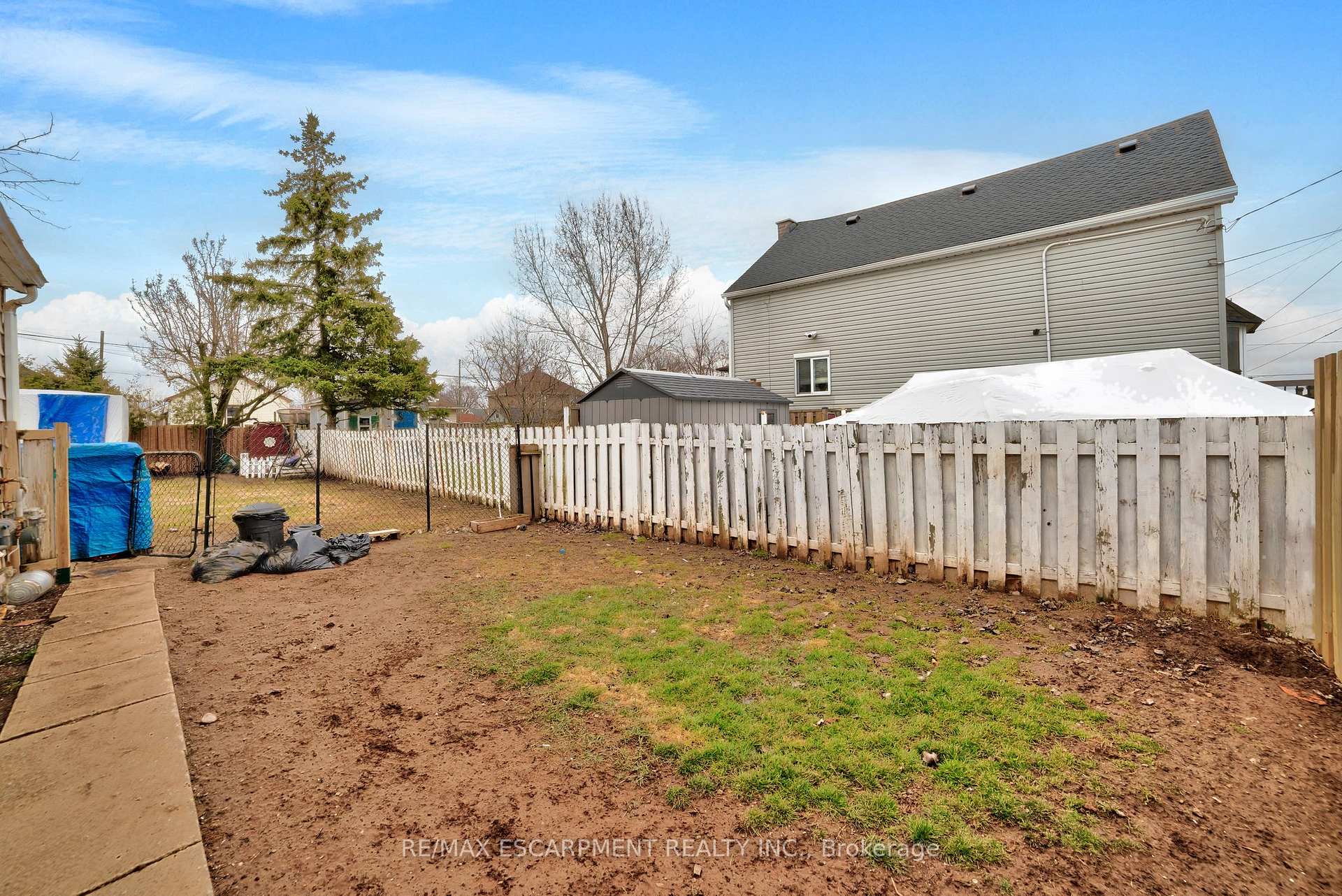 Photo 13 of 426 Waverly Street, Hamilton, McQuesten — HOMEH