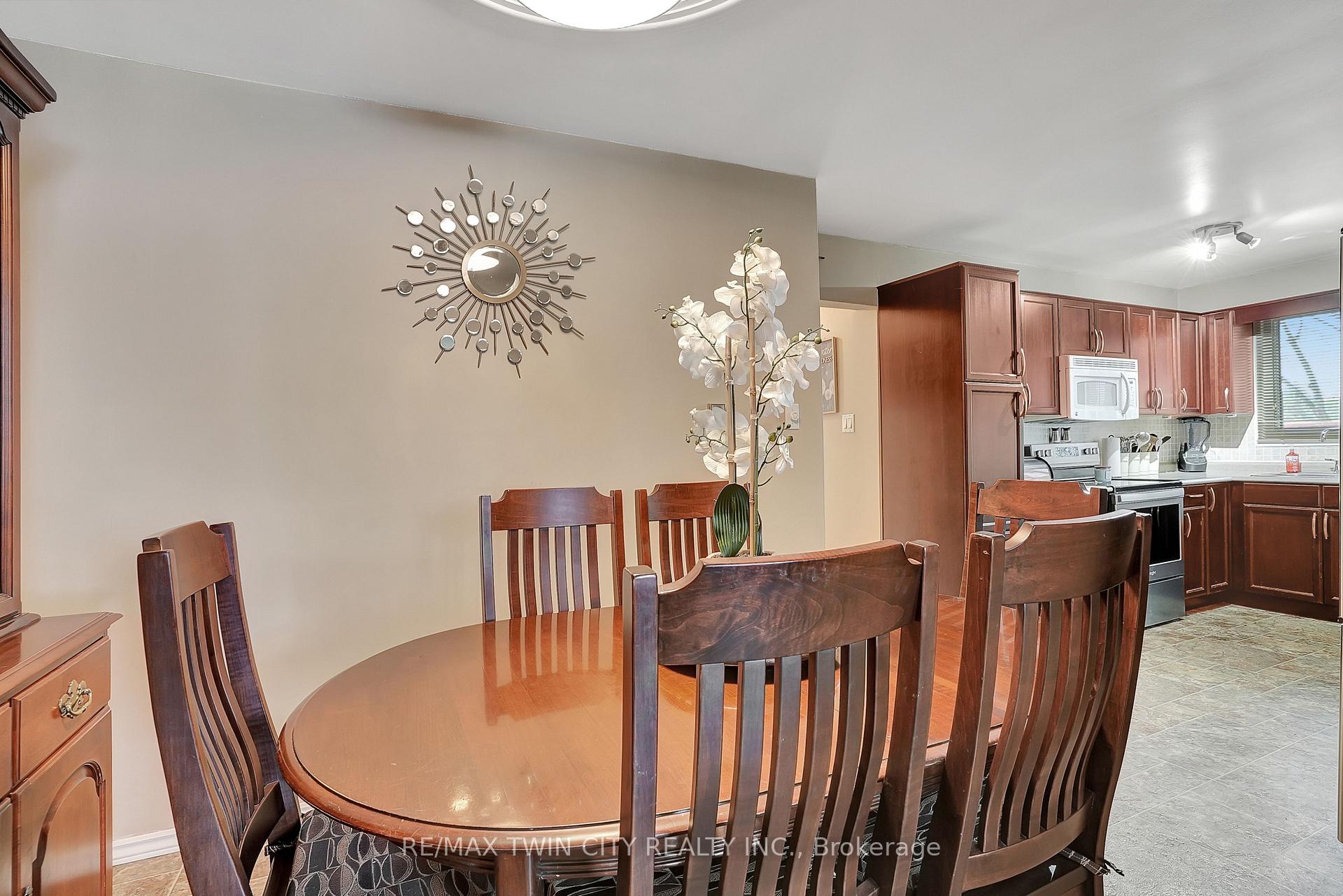 Photo 10 of 46 Maple Street, Wellesley — HOMEH