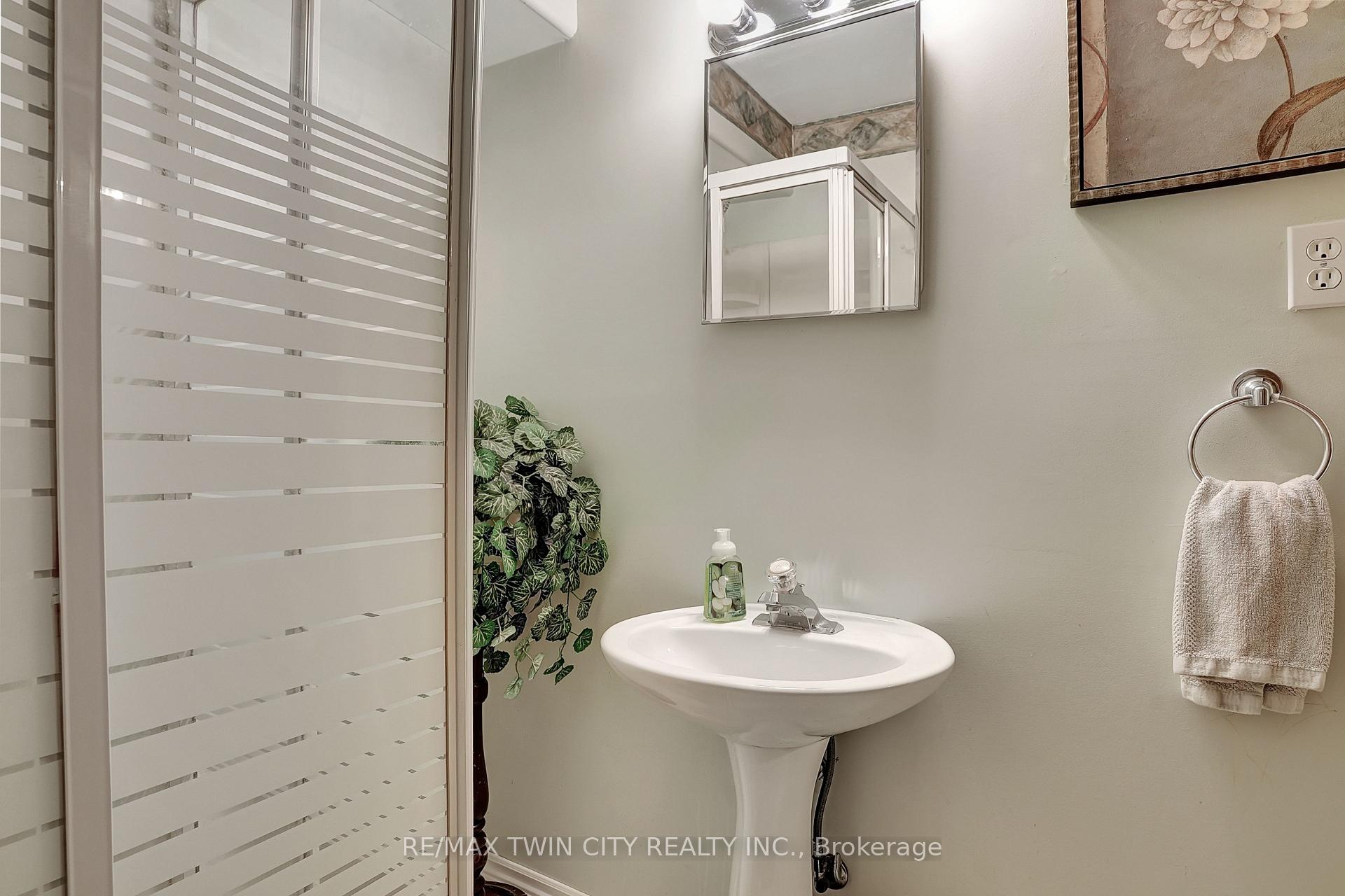Photo 13 of 46 Maple Street, Wellesley — HOMEH