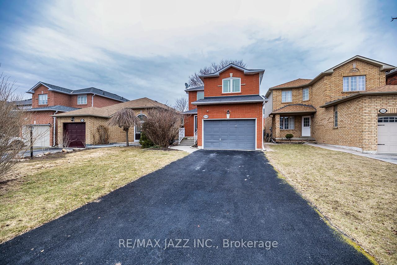 Photo 4 of 1543 Fieldgate Drive, Oshawa, Samac — HOMEH