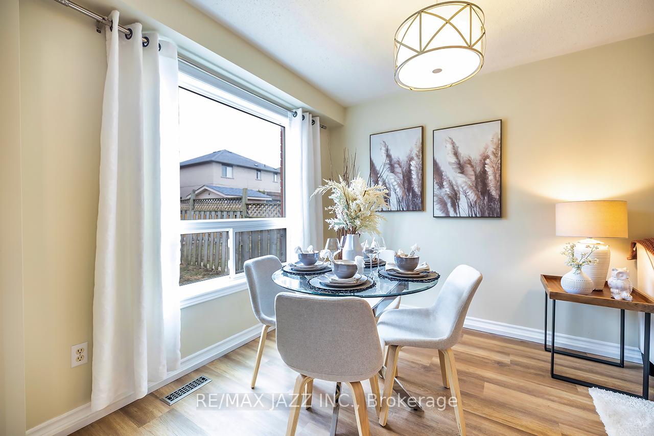 Photo 16 of 1543 Fieldgate Drive, Oshawa, Samac — HOMEH