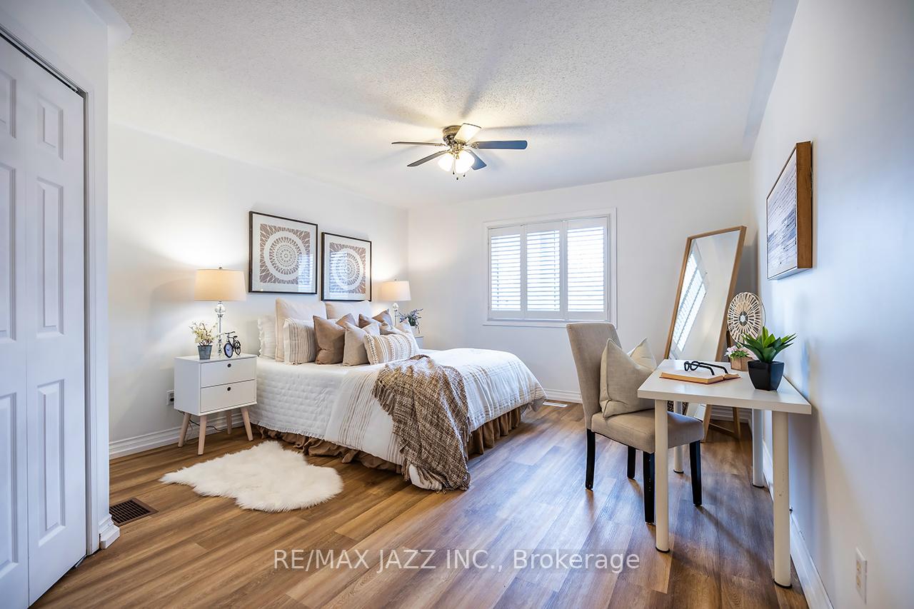 Photo 43 of 1543 Fieldgate Drive, Oshawa, Samac — HOMEH