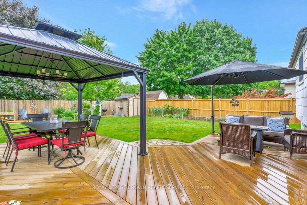 Photo 29 of 6 Meadow Crescent, Guelph, Willow West/Sugarbush/West Acres — HOMEH