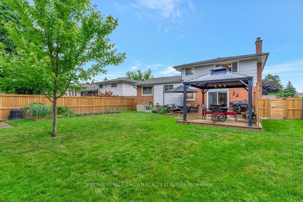Photo 33 of 6 Meadow Crescent, Guelph, Willow West/Sugarbush/West Acres — HOMEH