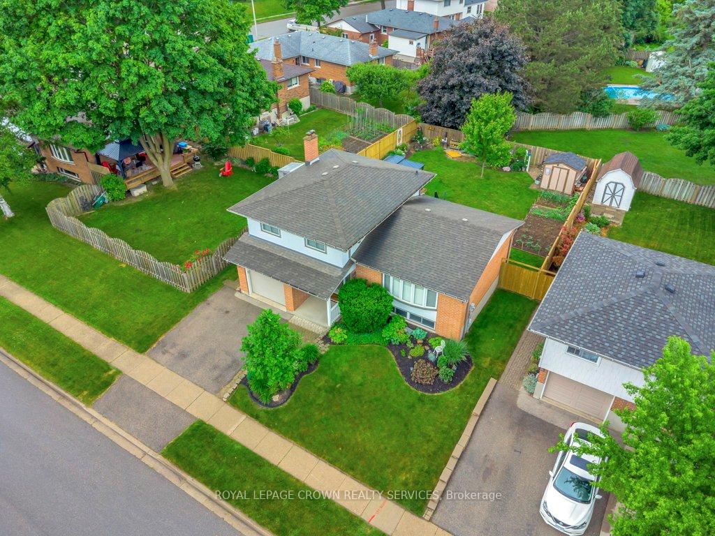 Photo 35 of 6 Meadow Crescent, Guelph, Willow West/Sugarbush/West Acres — HOMEH