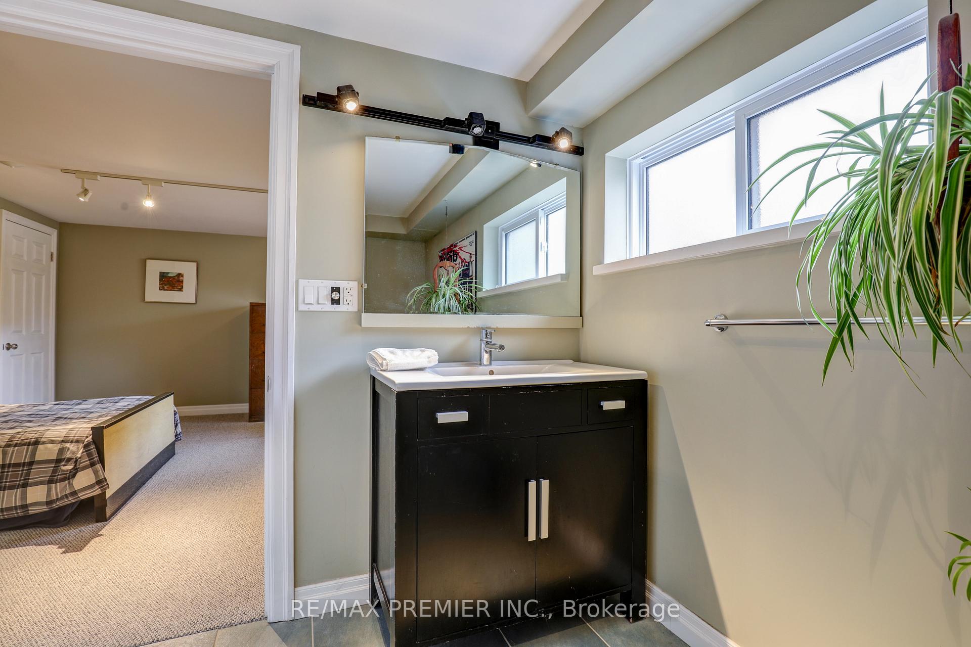 Photo 18 of 2 Norton Drive, Uxbridge, Rural Uxbridge — HOMEH