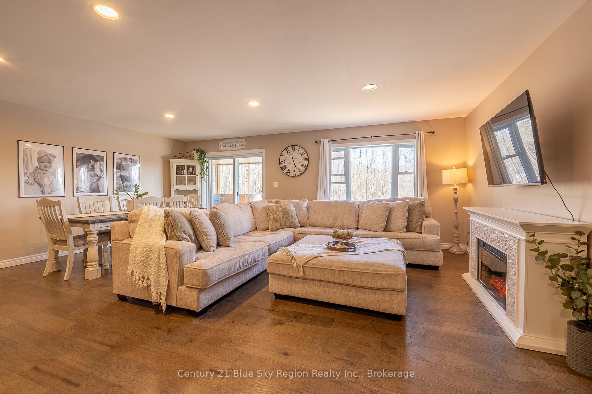 Photo 15 of 414 Centennial Crescent, East Ferris — HOMEH