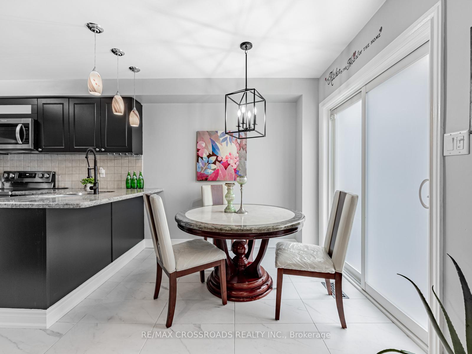 Photo 14 of 11 Tawn Crescent, Ajax, Central — HOMEH