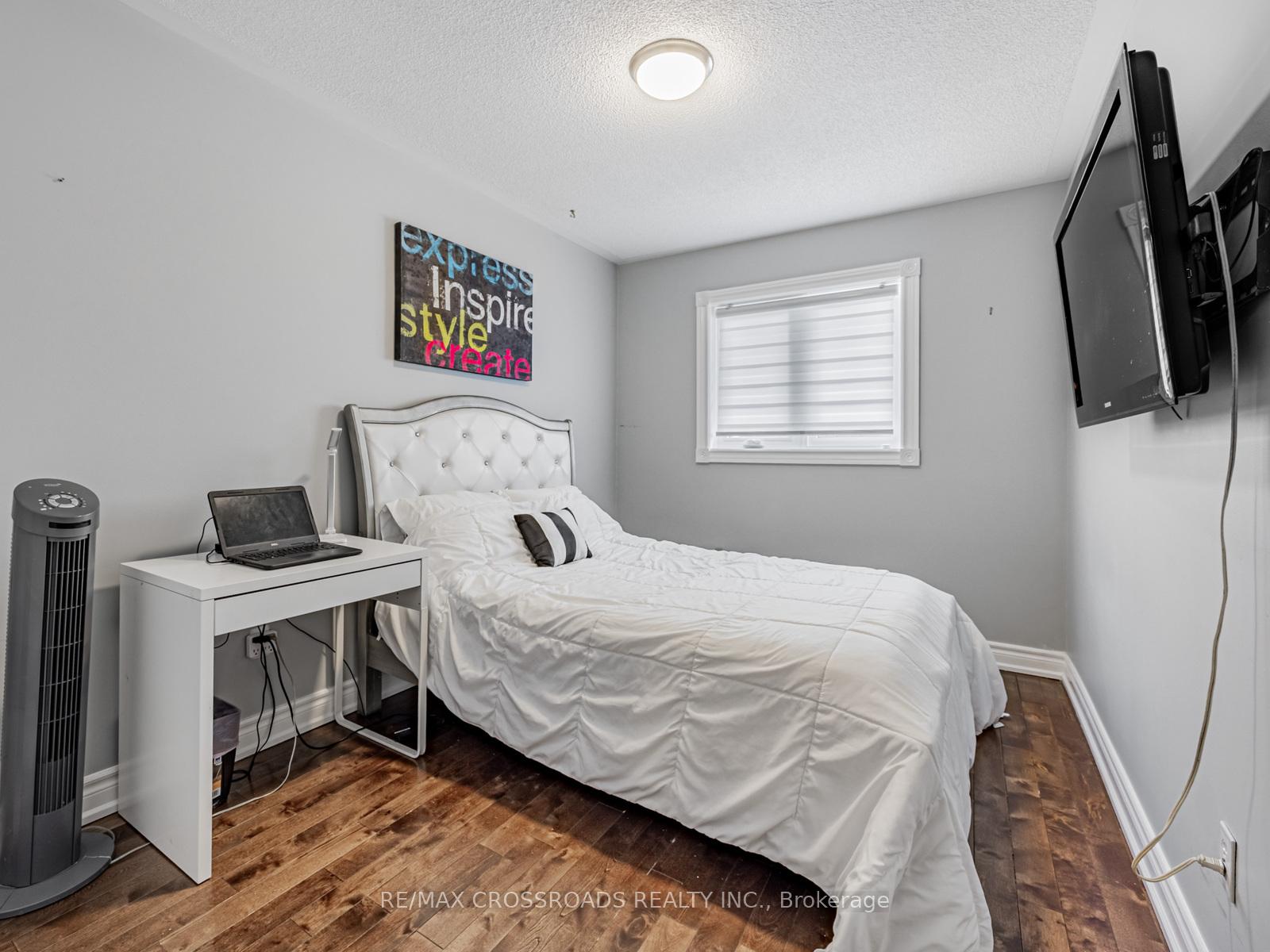 Photo 23 of 11 Tawn Crescent, Ajax, Central — HOMEH