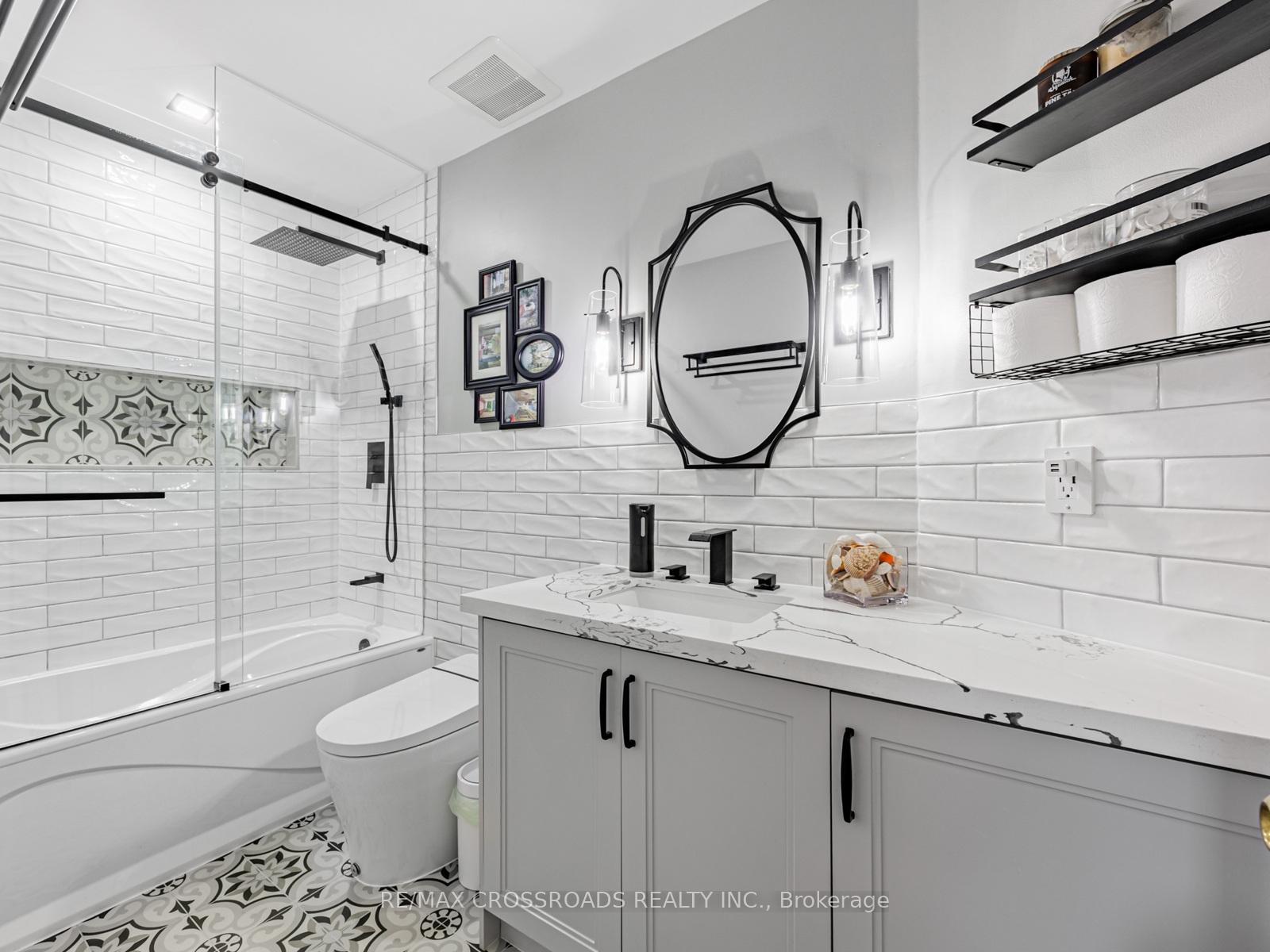 Photo 26 of 11 Tawn Crescent, Ajax, Central — HOMEH