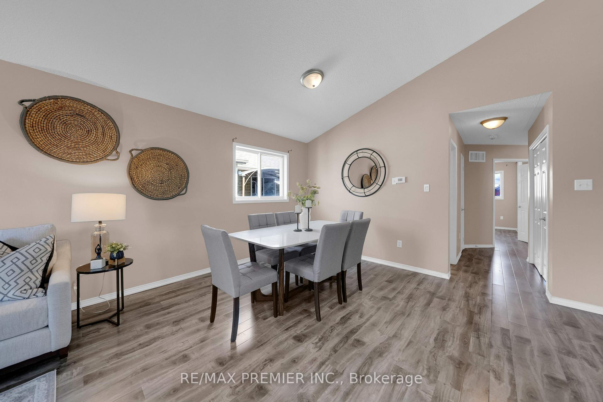 Photo 15 of 91 Leggott Avenue, Barrie, Painswick North — HOMEH