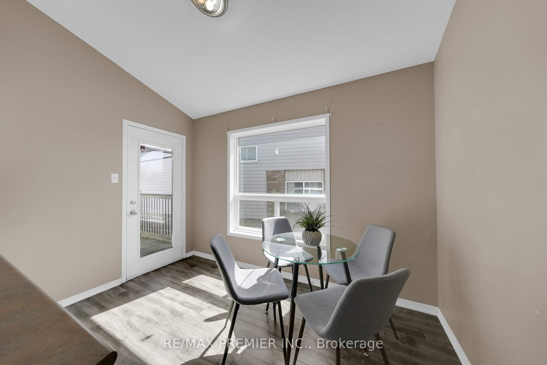Photo 27 of 91 Leggott Avenue, Barrie, Painswick North — HOMEH