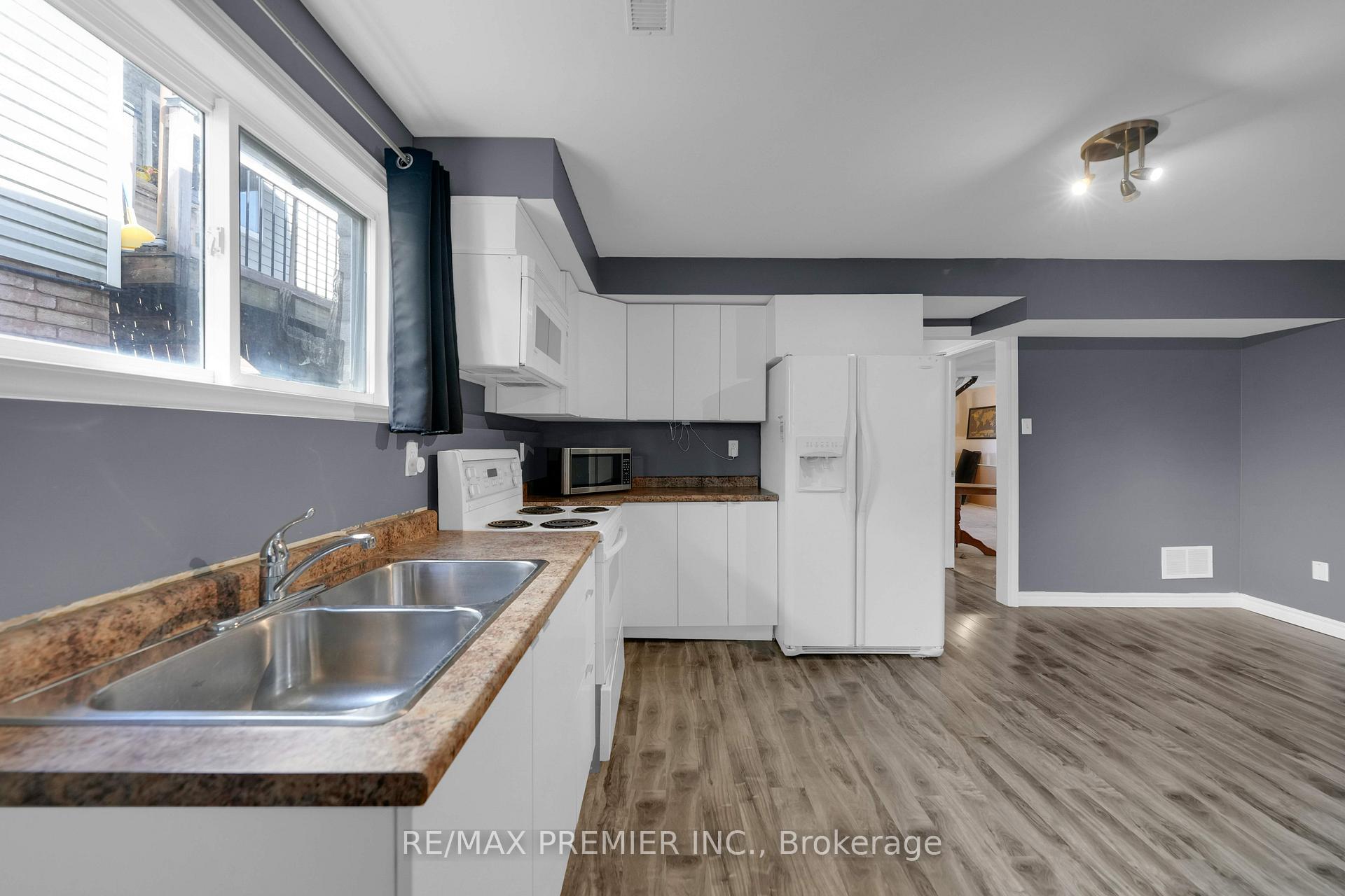 Photo 29 of 91 Leggott Avenue, Barrie, Painswick North — HOMEH