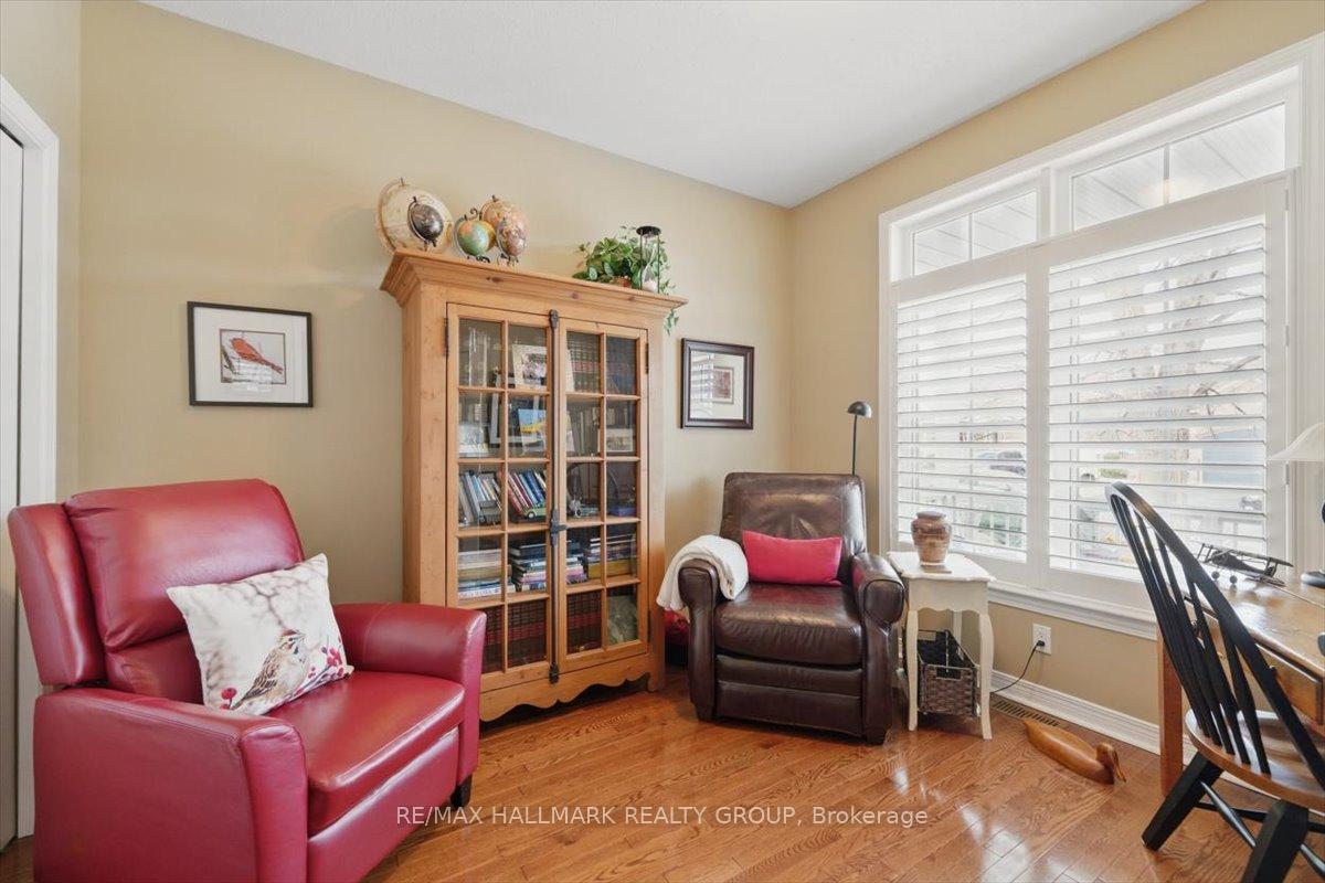 Photo 3 of 47 Sable Run Drive, Ottawa, Stittsville (Central) — HOMEH