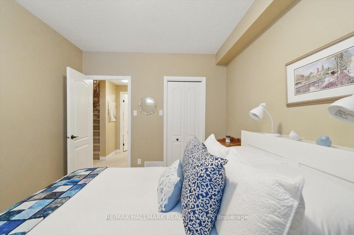 Photo 21 of 47 Sable Run Drive, Ottawa, Stittsville (Central) — HOMEH