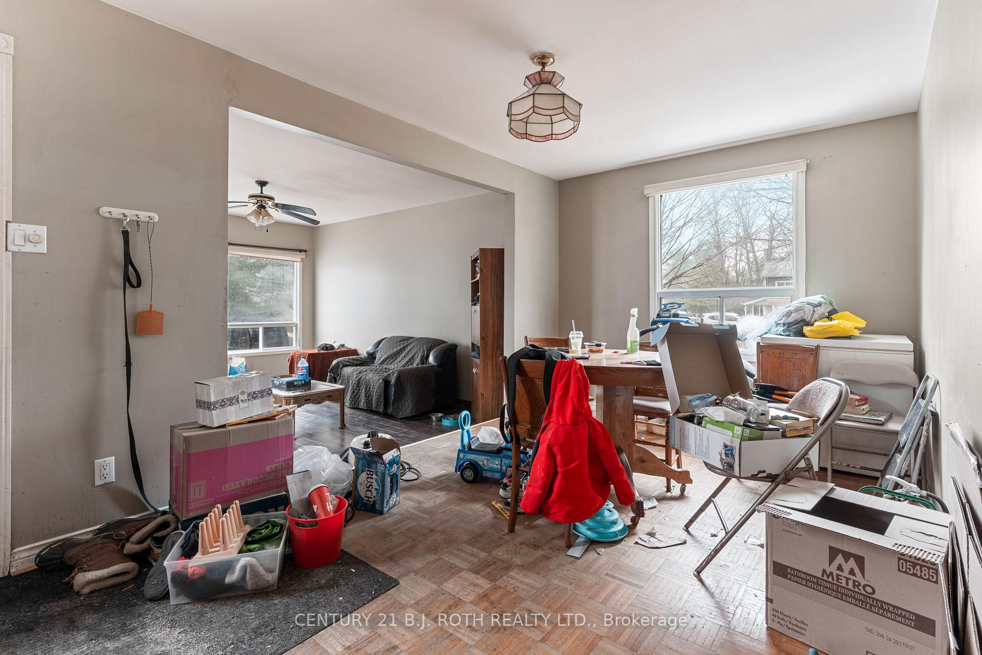 Photo 5 of 101 Melrose Avenue, Wasaga Beach — HOMEH