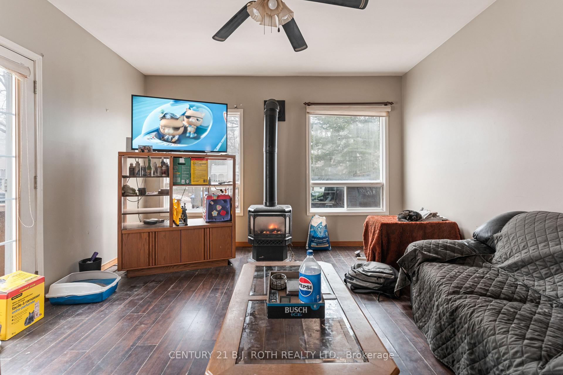 Photo 14 of 101 Melrose Avenue, Wasaga Beach — HOMEH