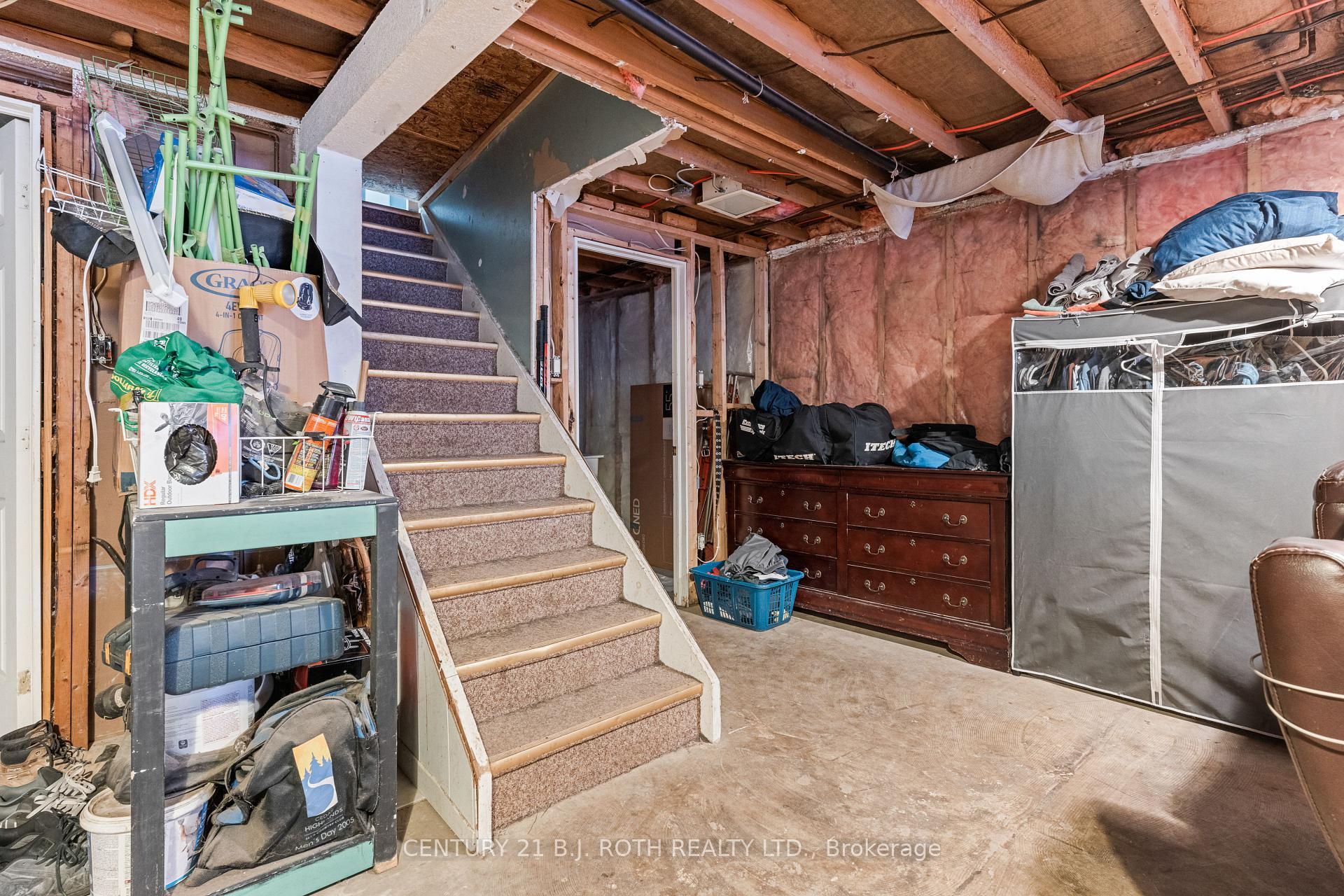 Photo 16 of 101 Melrose Avenue, Wasaga Beach — HOMEH