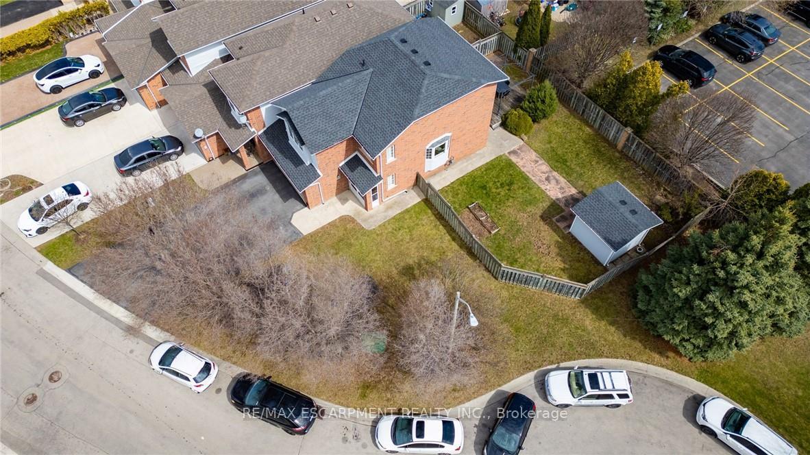 Photo 29 of 283 Bow Valley Drive, Hamilton, Riverdale — HOMEH