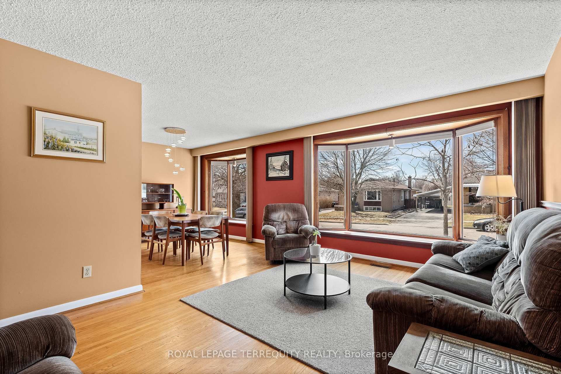 Photo 8 of 9 Ada Crescent, Scarborough, Bendale — HOMEH