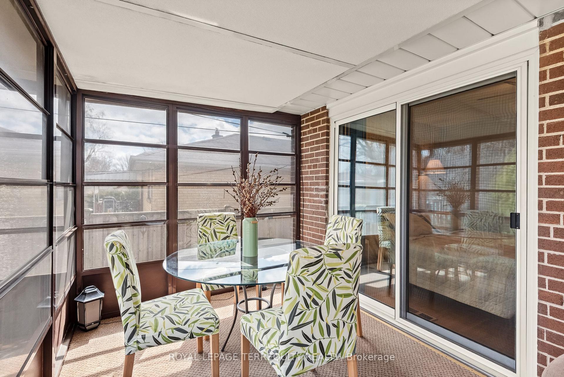 Photo 21 of 9 Ada Crescent, Scarborough, Bendale — HOMEH