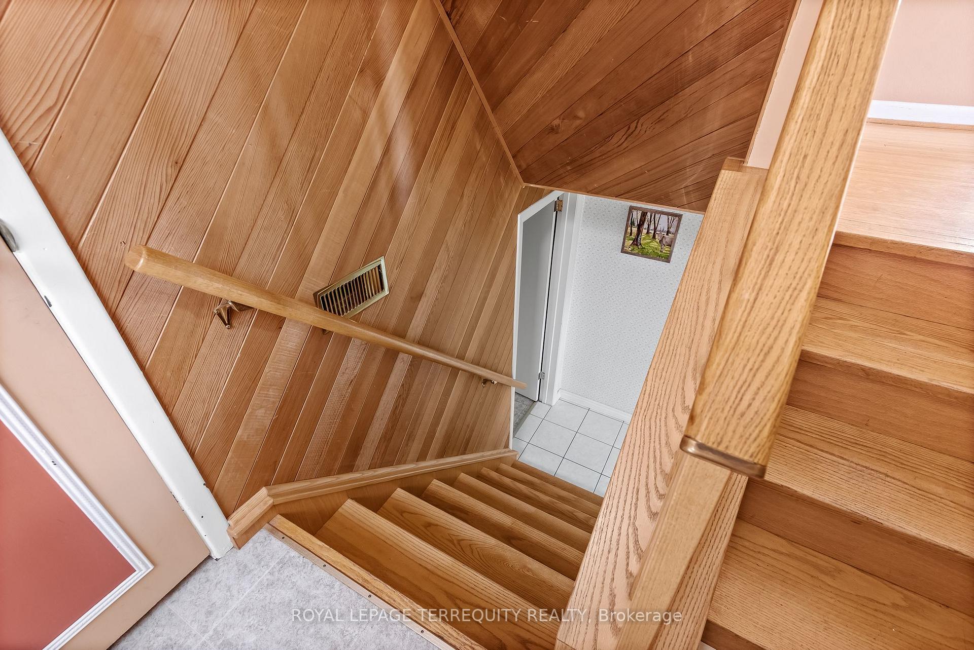 Photo 30 of 9 Ada Crescent, Scarborough, Bendale — HOMEH