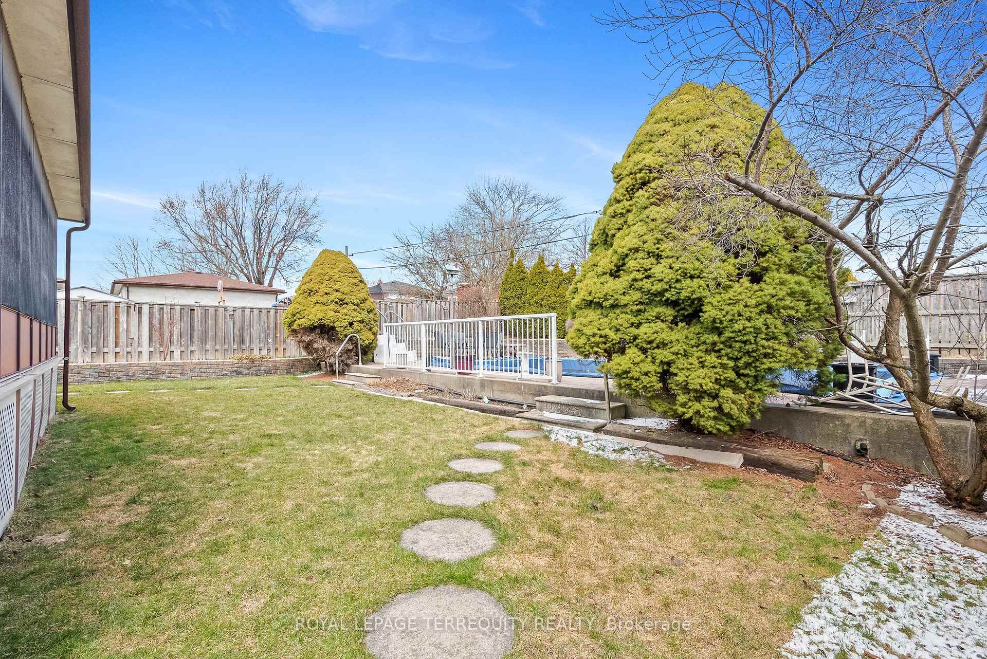 Photo 47 of 9 Ada Crescent, Scarborough, Bendale — HOMEH