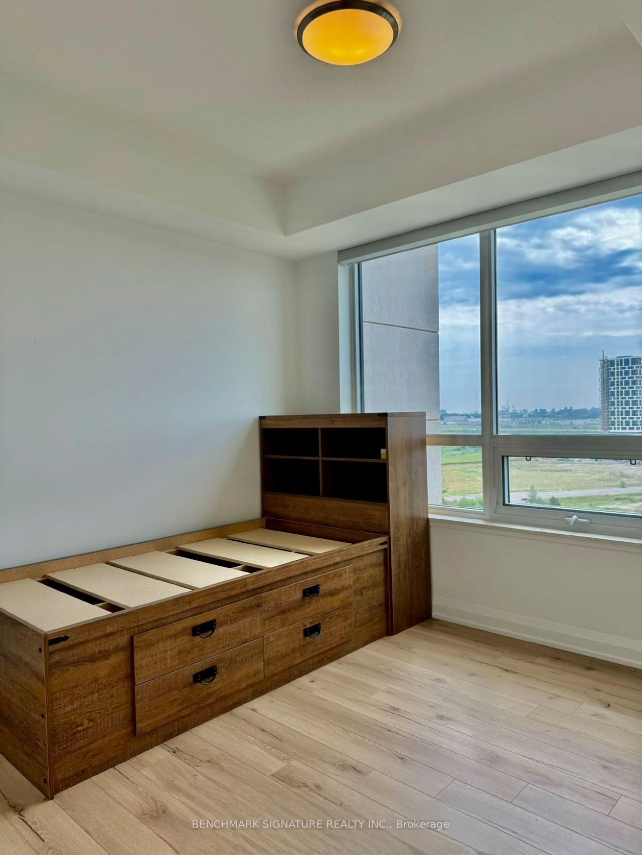 Photo 6 of Unit 2008, 15 Water Walk Drive, Markham, Unionville — HOMEH