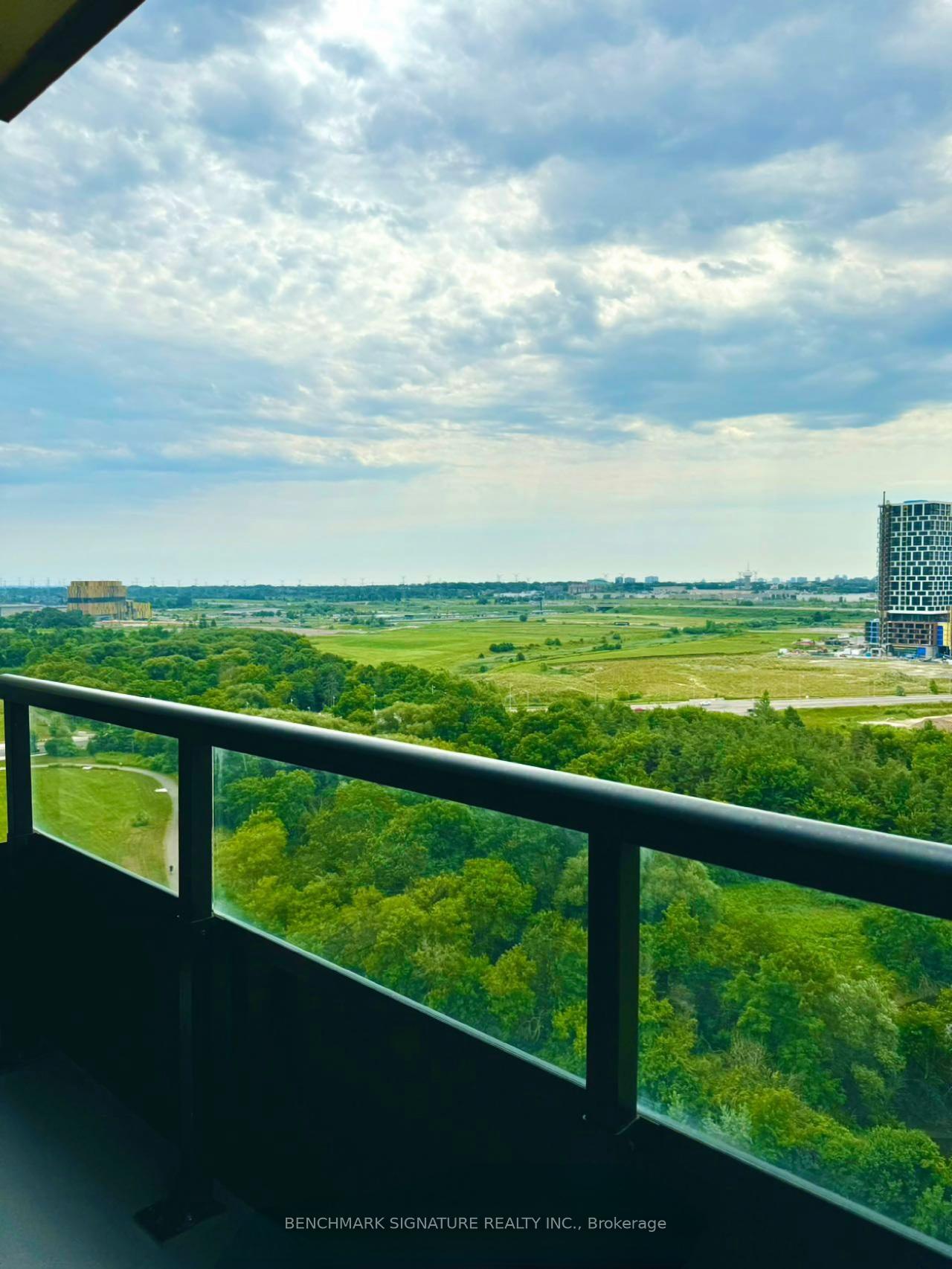 Photo 2 of Unit 2008, 15 Water Walk Drive, Markham, Unionville — HOMEH