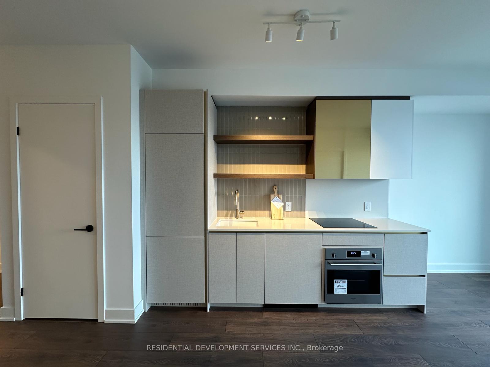 Photo 1 of Unit 602, 1285 Queen Street E, Toronto, Greenwood-Coxwell — HOMEH