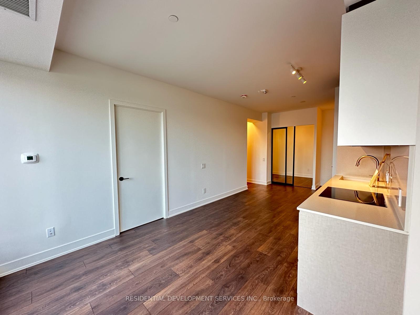 Photo 2 of Unit 602, 1285 Queen Street E, Toronto, Greenwood-Coxwell — HOMEH