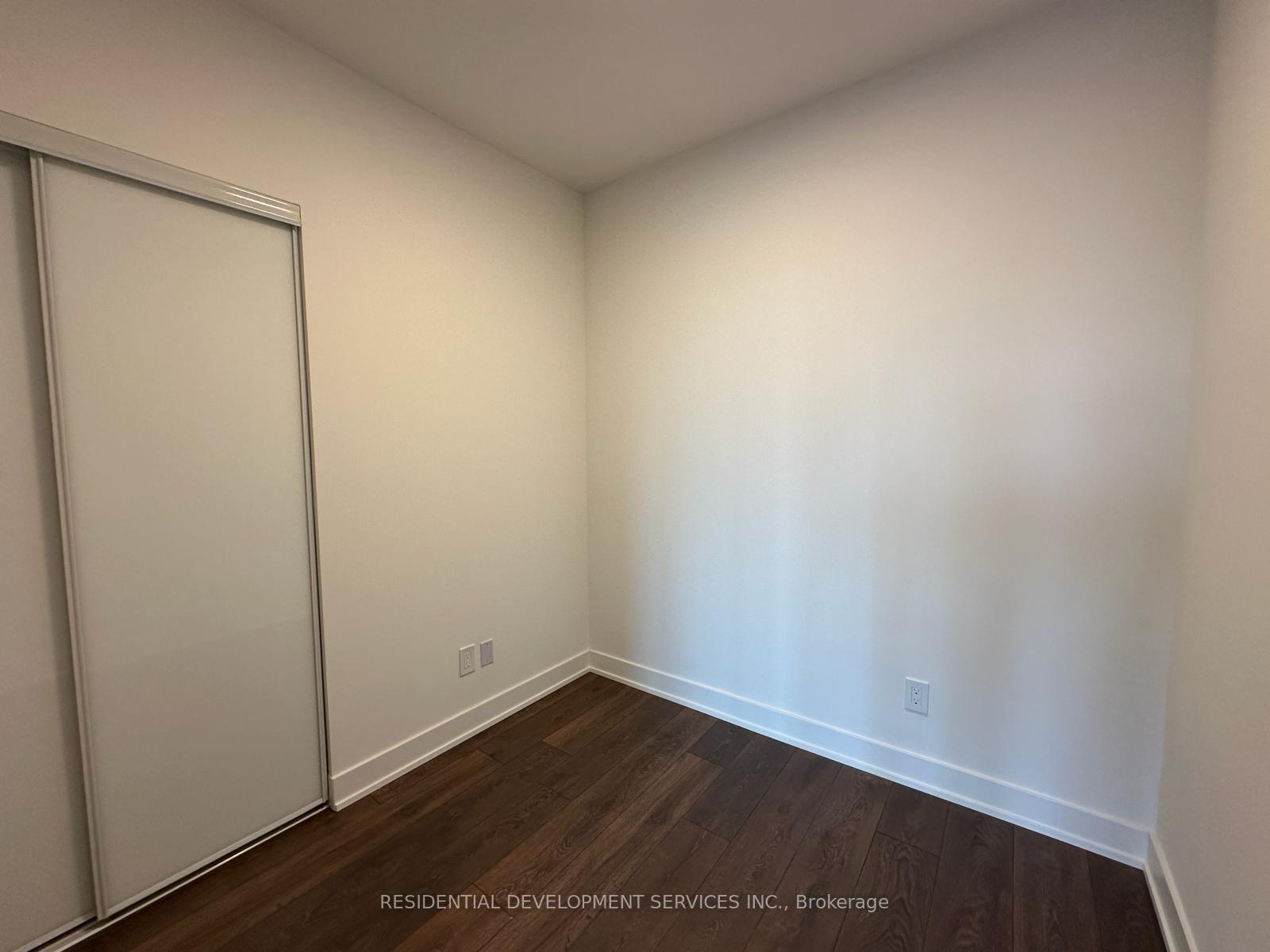 Photo 5 of Unit 602, 1285 Queen Street E, Toronto, Greenwood-Coxwell — HOMEH