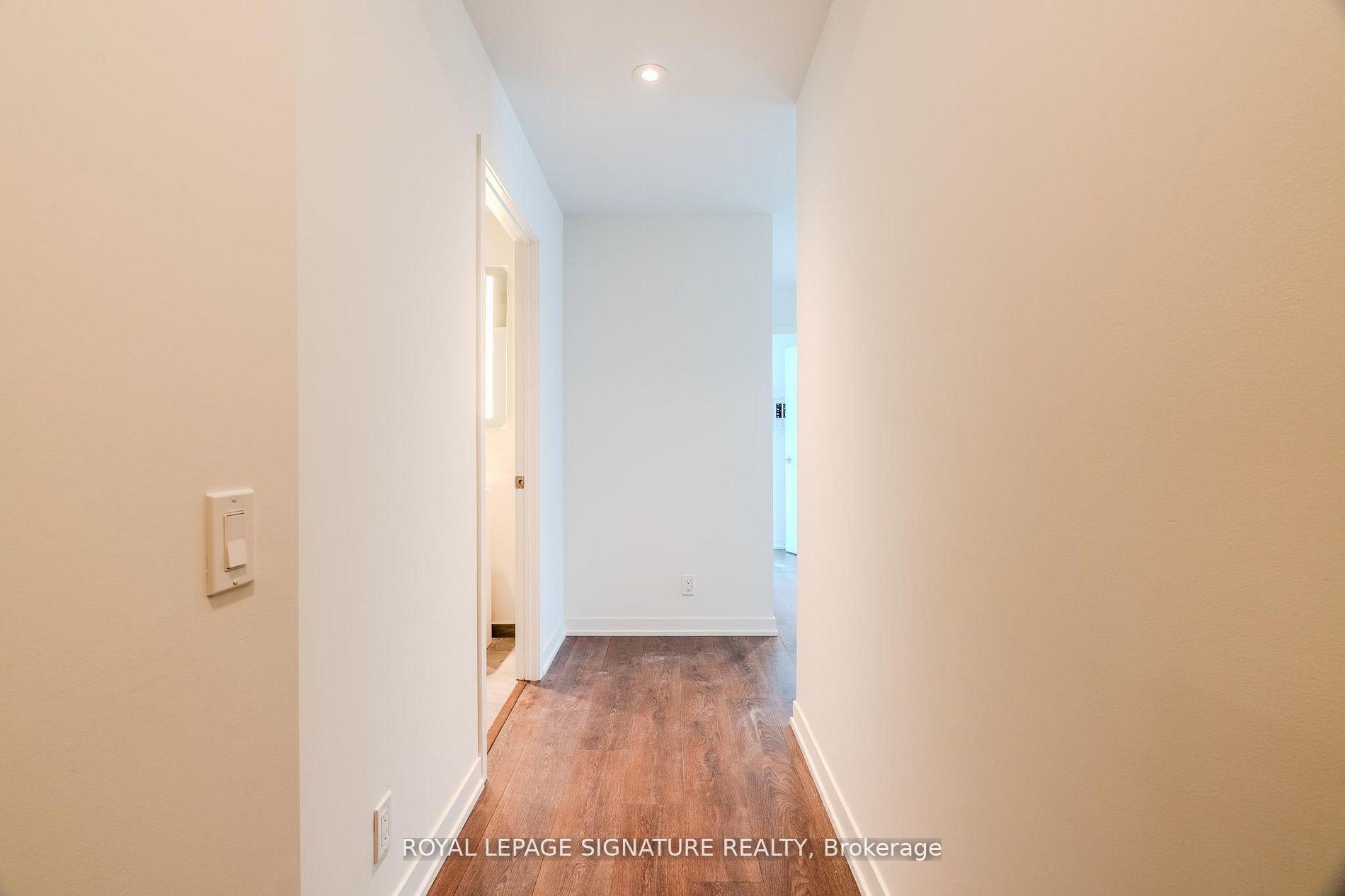 Photo 3 of Unit 2702, 39 Mary Street, Barrie, City Centre — HOMEH