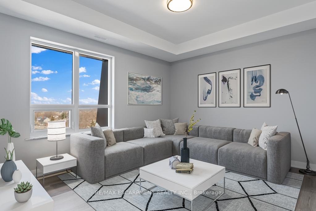 Photo 1 of Unit 202, 5002 King Street, Lincoln, Beamsville — HOMEH