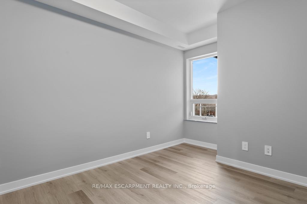 Photo 17 of Unit 202, 5002 King Street, Lincoln, Beamsville — HOMEH
