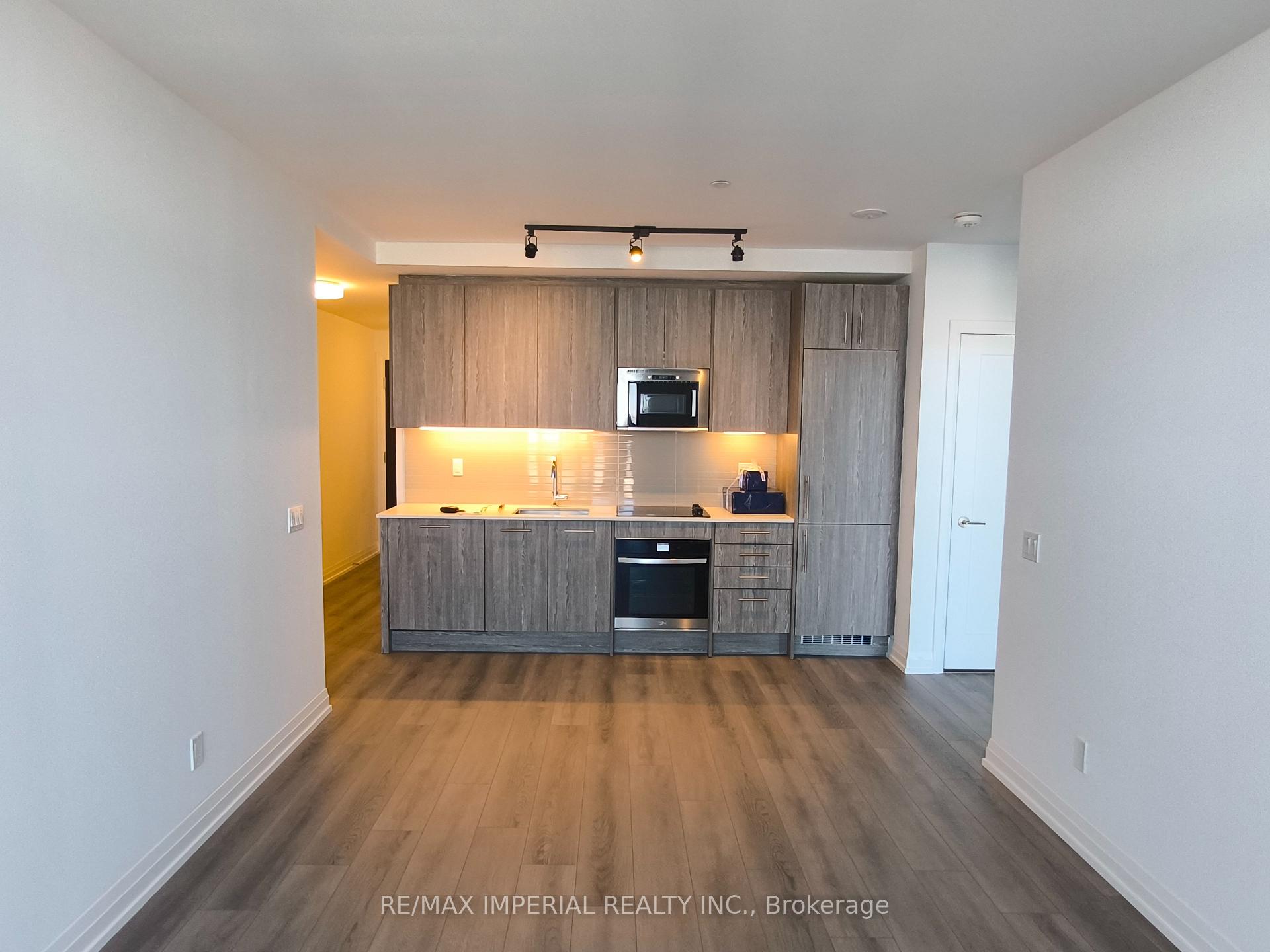 Photo 6 of Unit PH04, 286 Main Street, Toronto, East End-Danforth — HOMEH