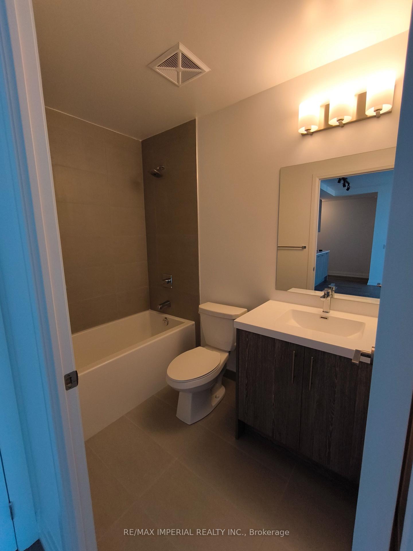 Photo 2 of Unit PH04, 286 Main Street, Toronto, East End-Danforth — HOMEH