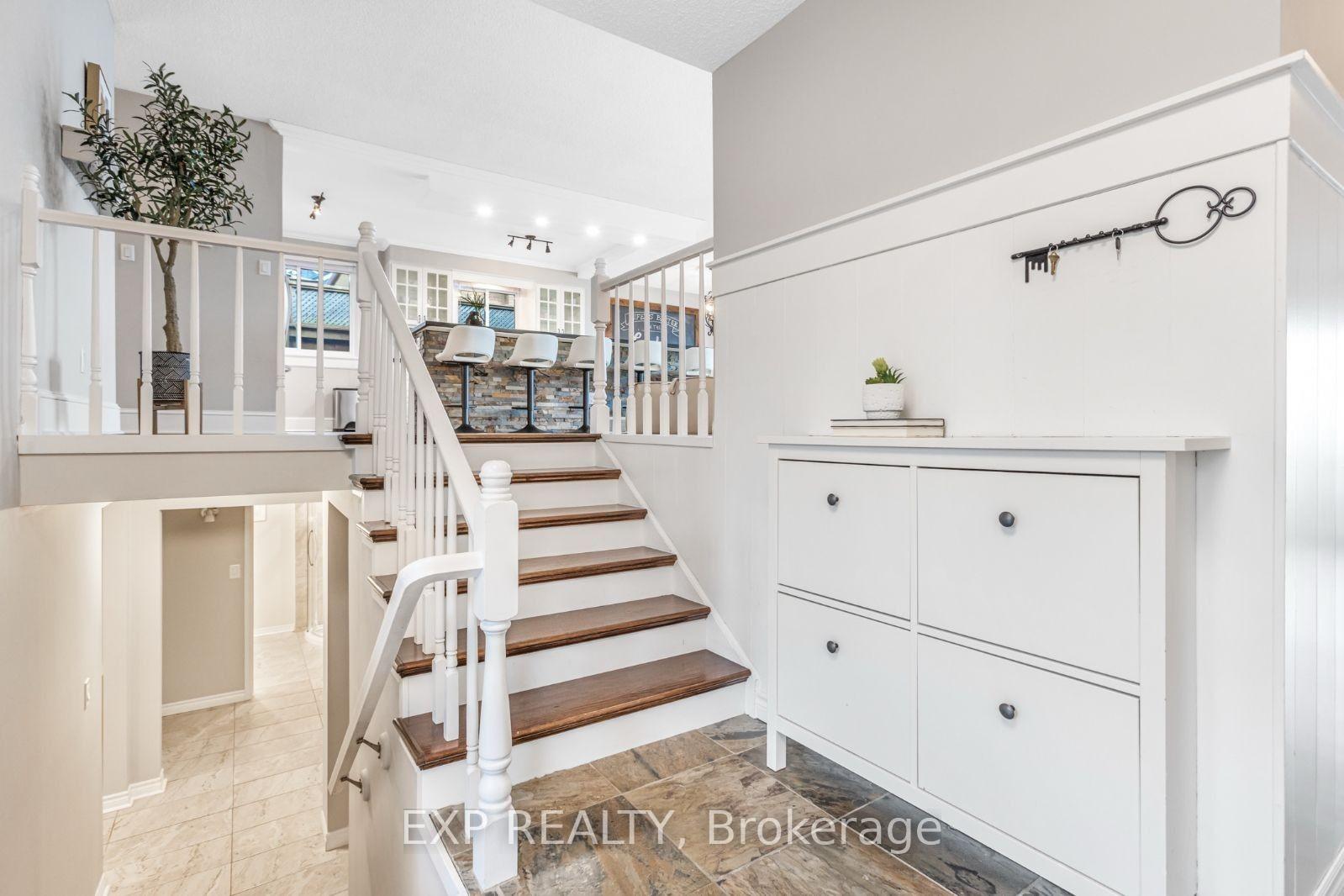 Photo 4 of 138 Lakeside Drive, Grimsby, Grimsby Beach — HOMEH