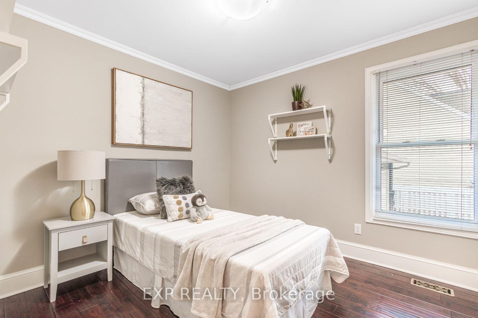 Photo 11 of 138 Lakeside Drive, Grimsby, Grimsby Beach — HOMEH